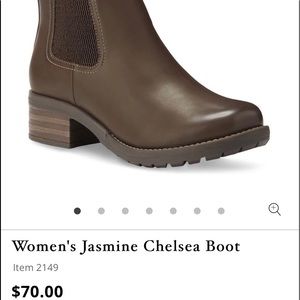 New Eastland Chelsea Boot. Brand new never worn.